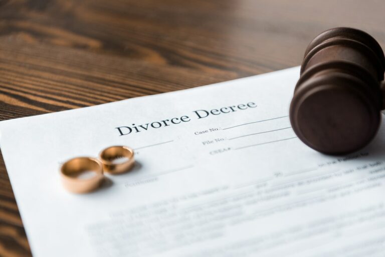 Uncontested divorce lawyers in Edmonton Alberta